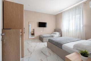 Villa Fremi Berat - 9