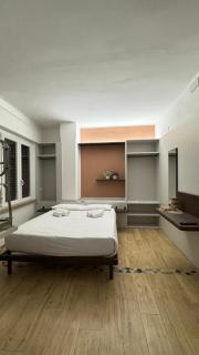 BE BRIGHT Galleria Pellicciai - 8