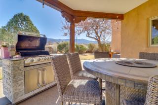 Luxe Desert Retreat w/ Mtn Views in Albuquerque! - 7