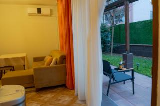 Quiet Garden Retreat, Private Patio Free Parking - 6