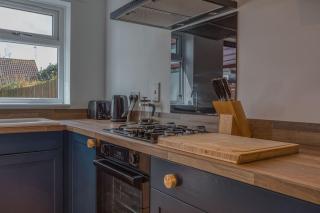 The Stowaway - Coastal Bungalow - Crabpot Cottages Hunstanton - 2