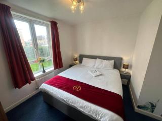 London - 2 Bed Flat - Sleeps 4 - Parking - Wifi - 9