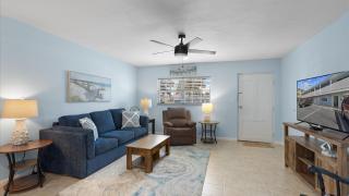 Sea Spray - Premium Location Downtown, Gulf Views! - 5