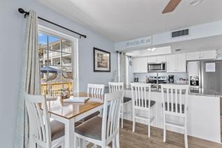 Island Place 108 Beachfront Poolside Pet-Friendly! - 8