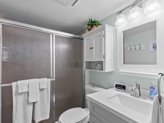 Island Place 112 Great View, Downtown with Pool! - 7