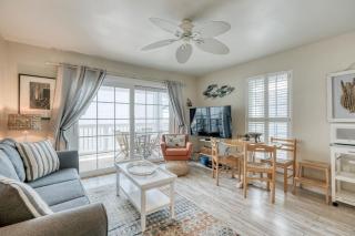 Island Breezes at Island Place 202! - 5