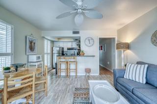 Island Breezes at Island Place 202! - 2