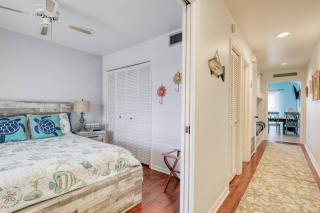 Stunning Views From Balcony at Island Place 209! - 9