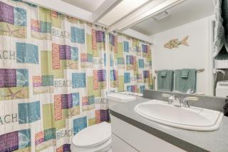 Stunning Views From Balcony at Island Place 209! - 6