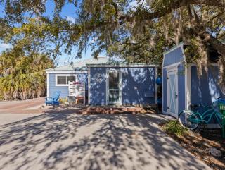 Blue Chair - Waterfront Dock w Golf Cart Included - 6