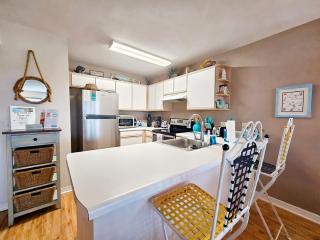 Fenimore Mill 7B - Pool, Hot Tub, Private Beach! - 3