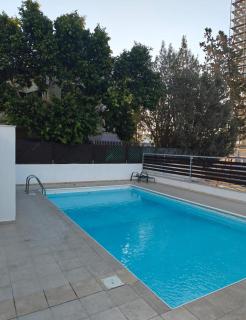 Private, 2 Bedroom House with Pool and Parking - 6