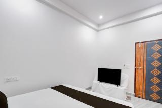 SPOT ON Hotel Arctic Inn - 1