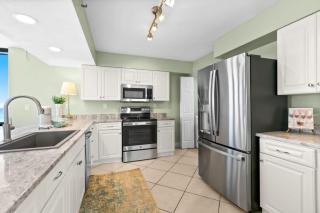 Emerald Towers 0706 - 1