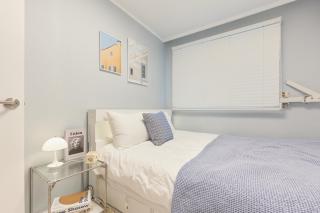 Sinsa Still - 5 minutes from Sinsa Station, 8 minutes from Nonhyeon Station, 5 minutes from Airport Bus, Luggage Storage, Adult Hospital, Business Trip, Hangang Park, Convenient Transportation - 8