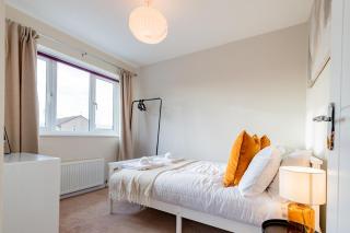 Drovers Way, Worcester - 3