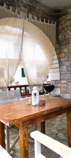 Almyra apt in Mani - 2