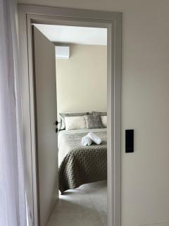 Brand New Apartment next to Varkiza Beach - 9