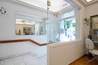 Art Gallery Hotel - 4