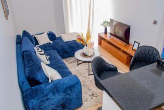 Moonlight Brenda - 8