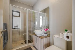 Atrium Oasis, Sandton - 1