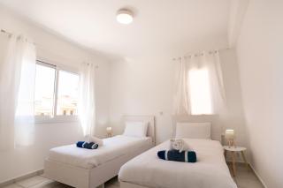 Limnaria Palms 2B, Pool, Walk to the Beach - 3