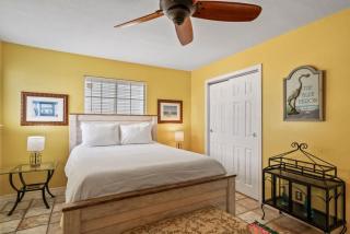 Blues Beach Bungalow - 1