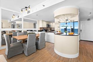 One Seagrove Place 0707 - 3