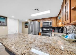 Holiday Surf and Racquet Unit 101 - 1