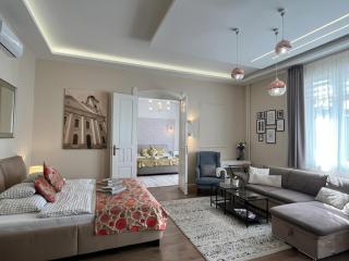 Visit Debrecen Apartman - 0