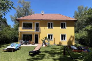 Large Munich house with 4 bedrooms in a quiet and greened villa area near Munich - 0