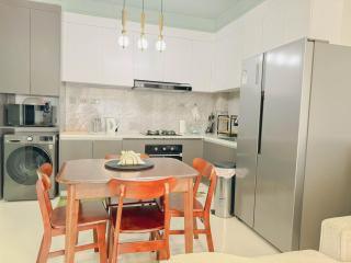 Cozy 1BR at Misty Springs Westlands W heated pool - 2