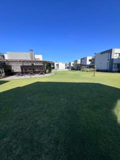 Bienvenido a tu hora lejos de casa - 7