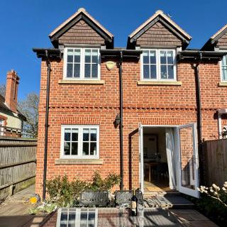 Goring Holiday House - 6
