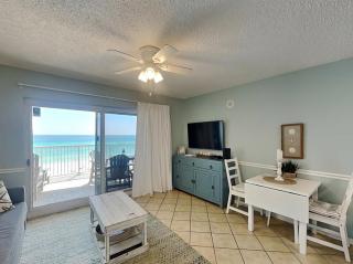 Tradewinds #702 - 8