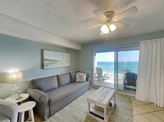 Tradewinds #702 - 7