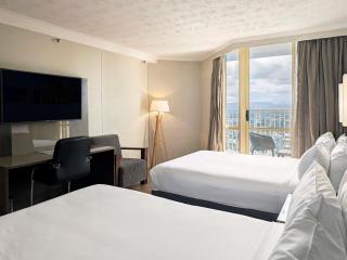 Novotel Surfers Paradise - 2