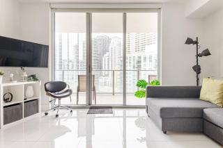 The Ultimate Luxury Executive Location in Brickell - 6