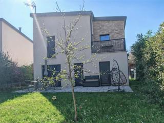 House for 7 people with parking, near Versailles & Paris - 0