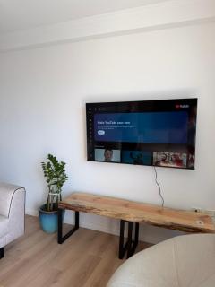 Sunrise Retreat Apartment - 8