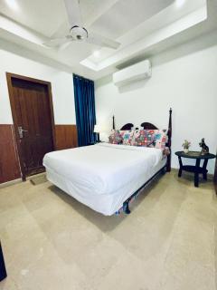 2Bedroom Apartment with lounge - 3