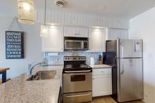 Jockey Beach Club 317 - 2