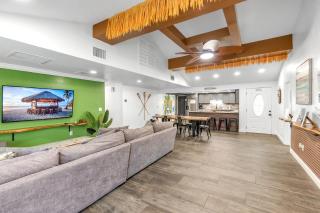 Tiki bar house with pool -self checkin- - 5