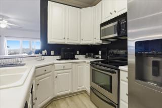Modern Condo at 11mm in Sunrise w/ PWC & Boat Slip - 7