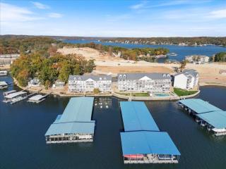 Modern Condo at 11mm in Sunrise w/ PWC & Boat Slip - 6