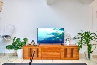 ChillSpot 2 Beachfront AC Restaurant Gym - 4