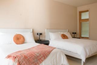 James-Fan Suites-Quiet Private Room with Ensuite - 9