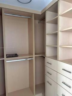 Beautiful Waterview 3BR Brickell - 3