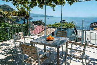 Panos Apartments - 0