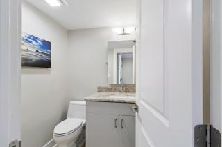 7167 Harbourside - 1
